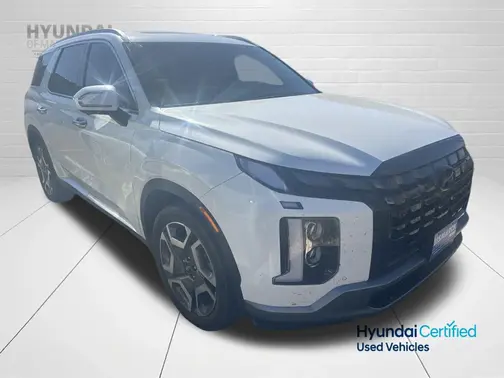 White 2023 Hyundai PALISADE Limited