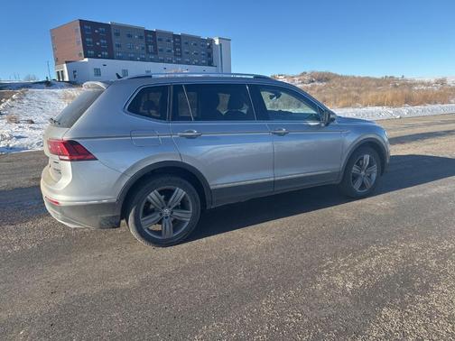 2020 Volkswagen Tiguan 2.0T SEL