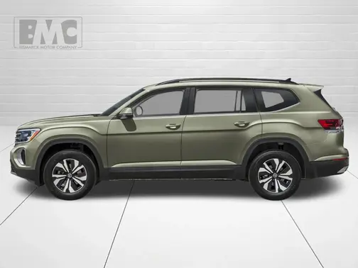 Avocado Green Pearl 2026 Volkswagen Atlas 2.0T SE w/Technology 4MOTION
