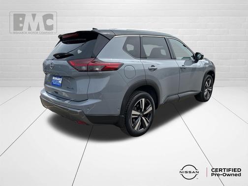 Boulder Gray Pearl/Super Black 2025 Nissan Rogue SL