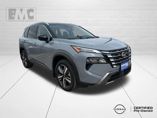 Boulder Gray Pearl/Super Black 2025 Nissan Rogue SL