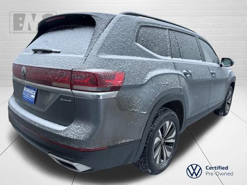 2024 Volkswagen Atlas 2.0T SE