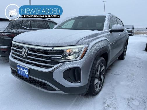 2024 Volkswagen Atlas Cross Sport 2.0T SE w/ Technology