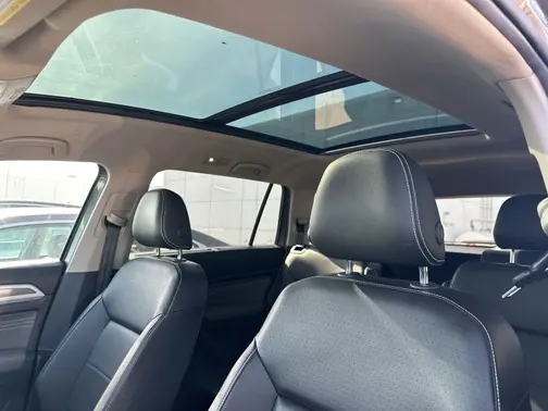 2021 Volkswagen Atlas 3.6L V6 SE w/Technology R-Line