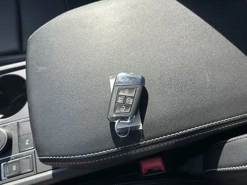 2021 Volkswagen Atlas 3.6L V6 SE w/Technology R-Line