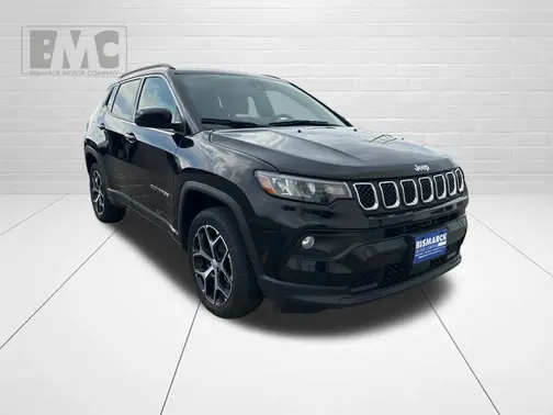 Black 2024 Jeep Compass Latitude
