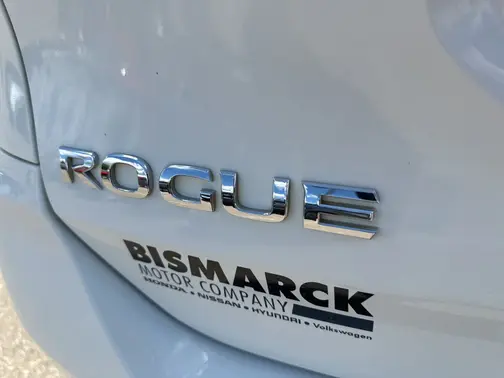 White 2017 Nissan Rogue S