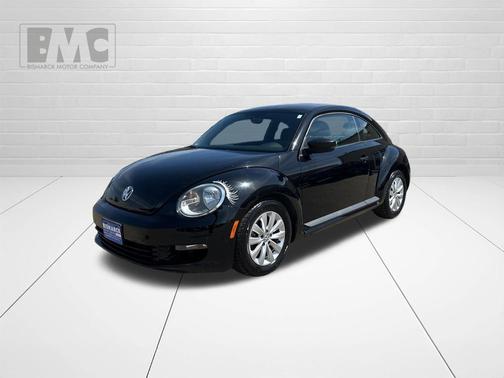 Black Uni 2013 Volkswagen Beetle 2.5L
