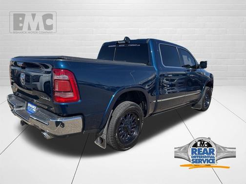 Patriot Blue Pearlcoat 2022 RAM 1500 Limited