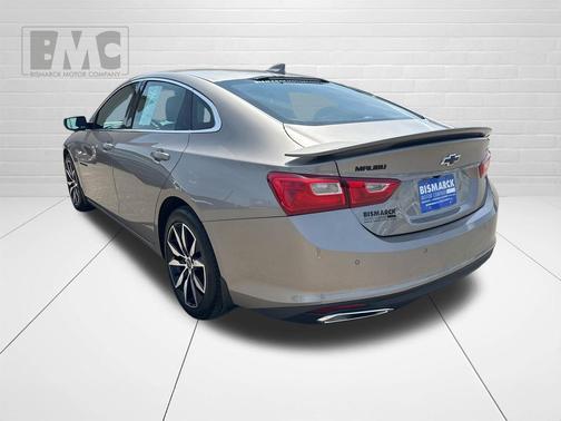 Mineral Gray Metallic 2024 Chevrolet Malibu FWD RS