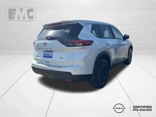 White 2025 Nissan Rogue SV
