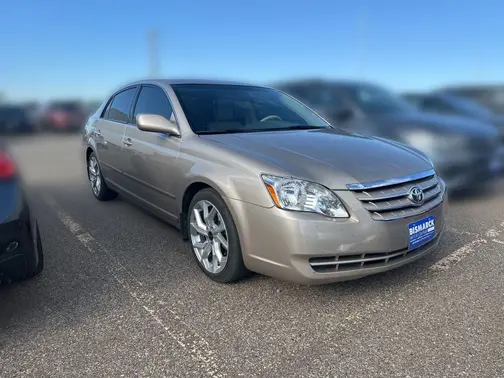 Beige 2006 Toyota Avalon XL