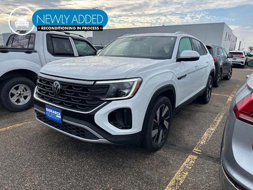 2024 Volkswagen Atlas Cross Sport 2.0T SE w/ Technology