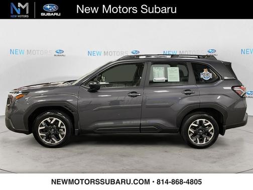 2025 Subaru Forester Base