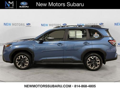 2025 Subaru Forester Base