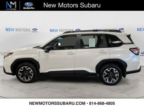 2025 Subaru Forester Base