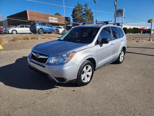2016 Subaru Forester 2.5i
