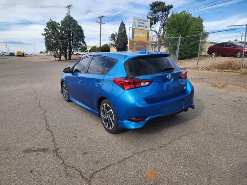 Blue 2018 Toyota Corolla iM Base