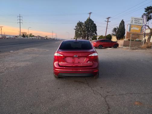 2016 Ford Fiesta SE