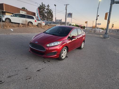 2016 Ford Fiesta SE