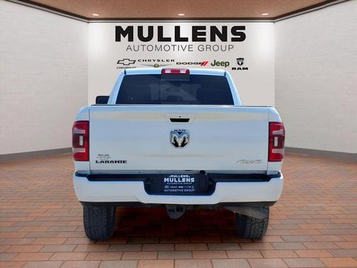 Bright White Clearcoat 2024 RAM 2500 Laramie Crew Cab 4x4 6'4' Box