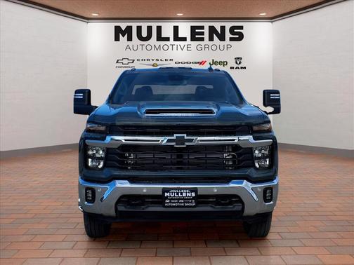 2026 Chevrolet Silverado 3500 LT