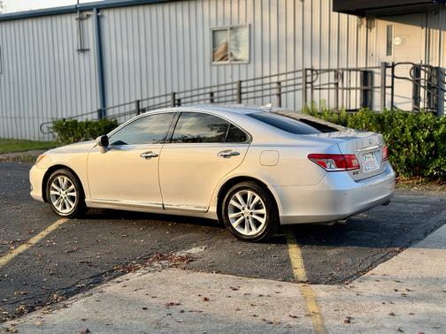 2011 Lexus ES 350 
