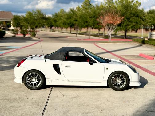 2000 Toyota MR2 Spyder