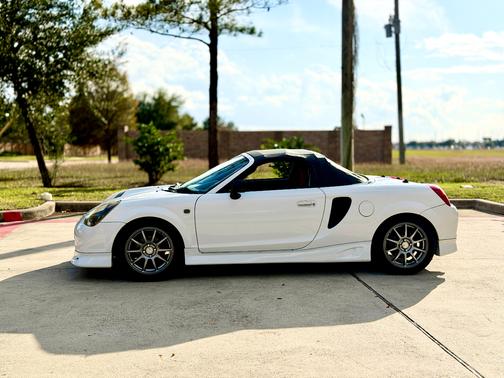 2000 Toyota MR2 Spyder