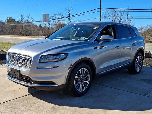 Silver Radiance Clearcoat Metallic 2022 Lincoln Nautilus Reserve