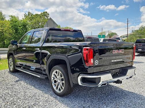 Onyx Black 2026 GMC Sierra 1500 SLT