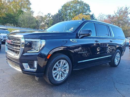 2022 GMC Yukon XL SLT