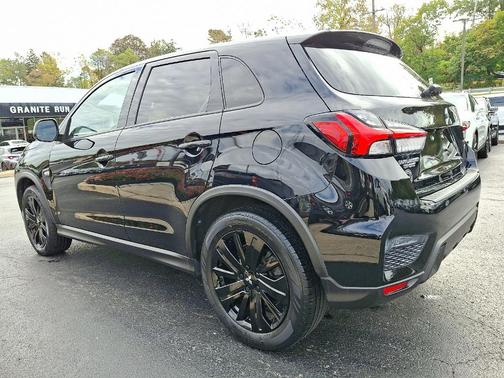 2022 Mitsubishi Outlander Sport 2.0 LE