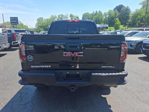 Onyx Black 2018 GMC Sierra 1500 Denali