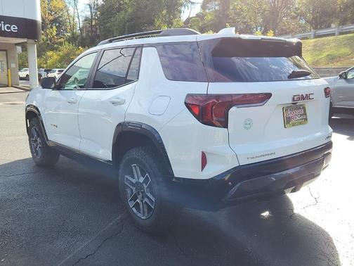 2026 GMC Terrain AWD AT4