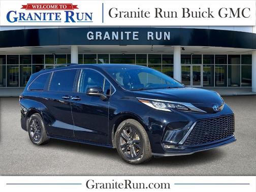 2024 Toyota Sienna XSE 7 Passenger