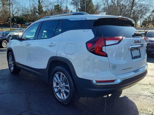 2022 GMC Terrain SLT