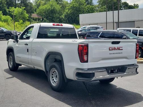 2023 GMC Sierra 1500 Pro
