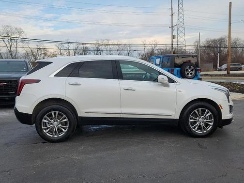 2023 Cadillac XT5 Premium Luxury