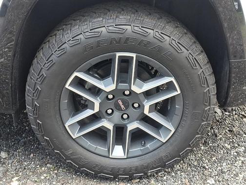 Summit White 2026 GMC Terrain AWD AT4