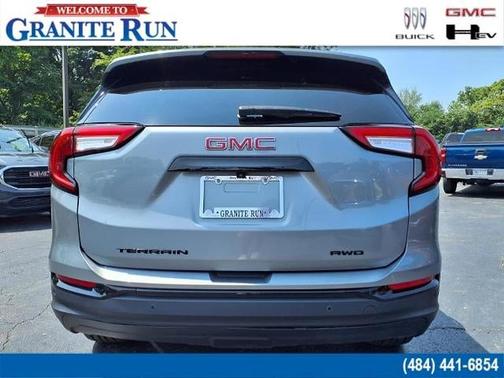 2023 GMC Terrain SLT