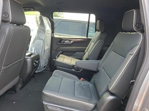 Sterling 2026 GMC Yukon XL Elevation