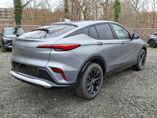 Moonstone Gray Metallic 2026 Buick Envista Sport Touring