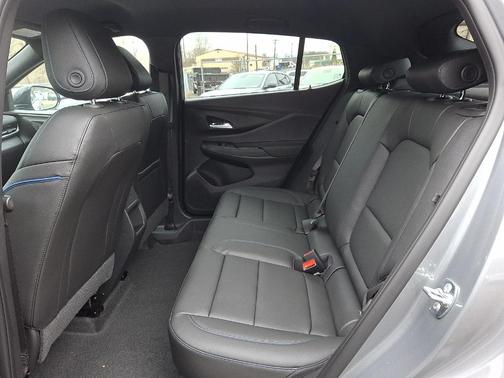 Moonstone Gray Metallic 2026 Buick Envista Sport Touring