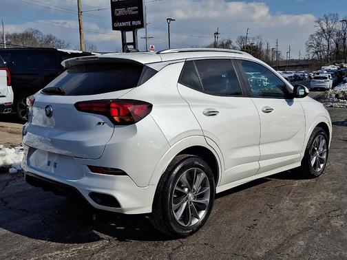 2022 Buick Encore GX Select