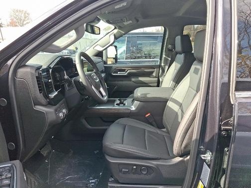 2026 GMC Sierra 2500 SLT