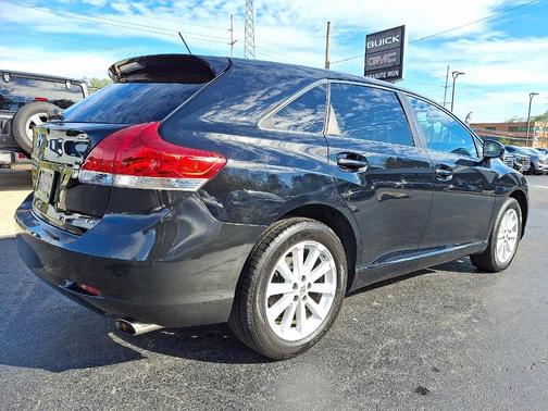 2012 Toyota Venza LE