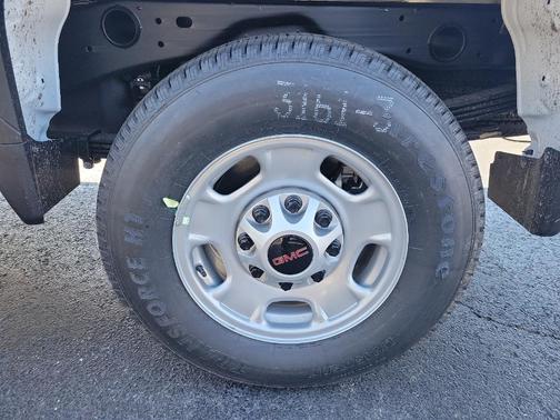 2024 GMC Sierra 2500 Pro