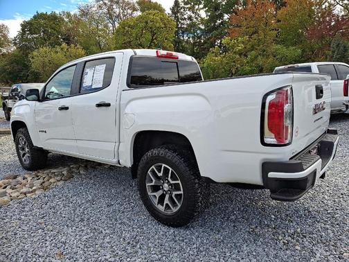 2022 GMC Canyon AT4