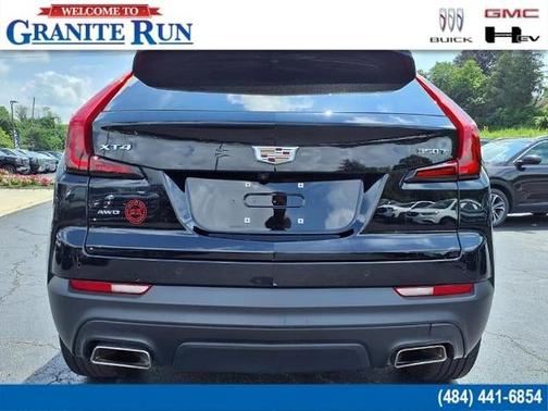 2022 Cadillac XT4 Luxury